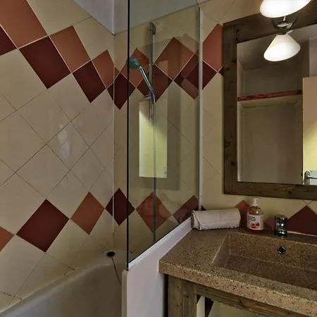 Apartment Ascender: Riviere *